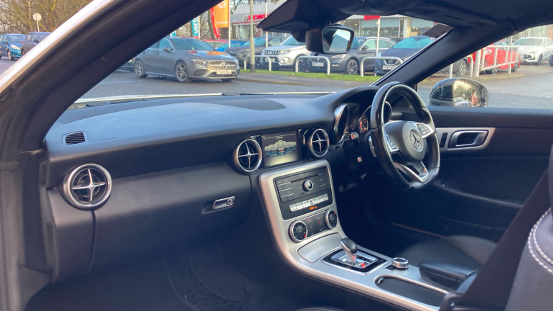 Mercedes-Benz SLC 180 AMG Line 2dr 9G-Tronic Petrol Roadster